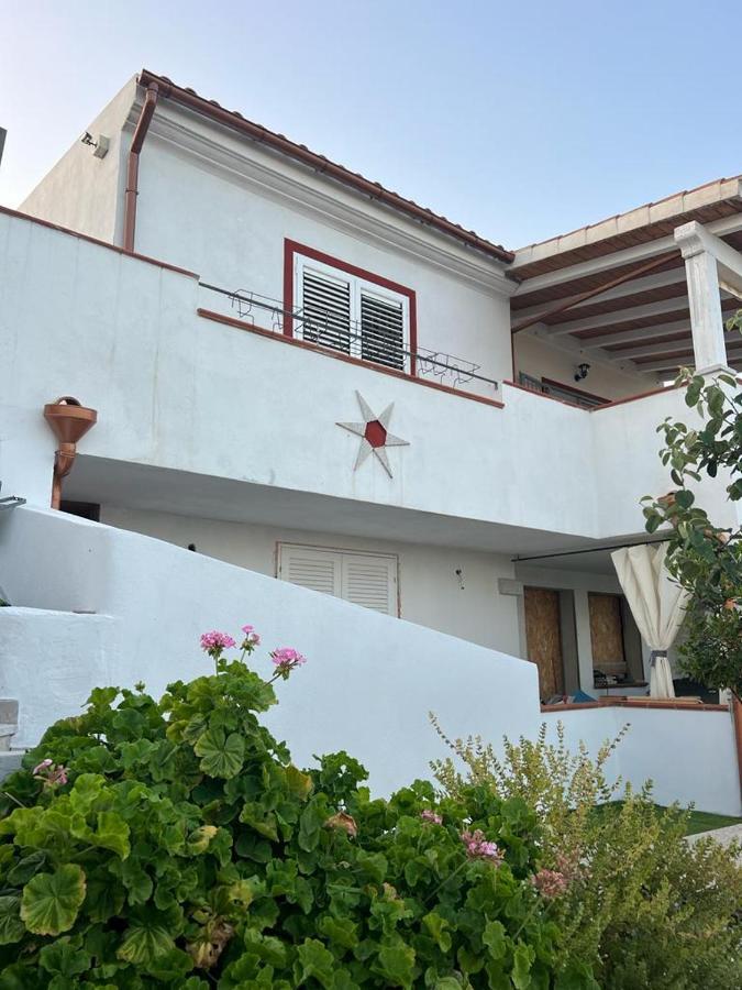 Insula -- Telti Hotell Eksteriør bilde